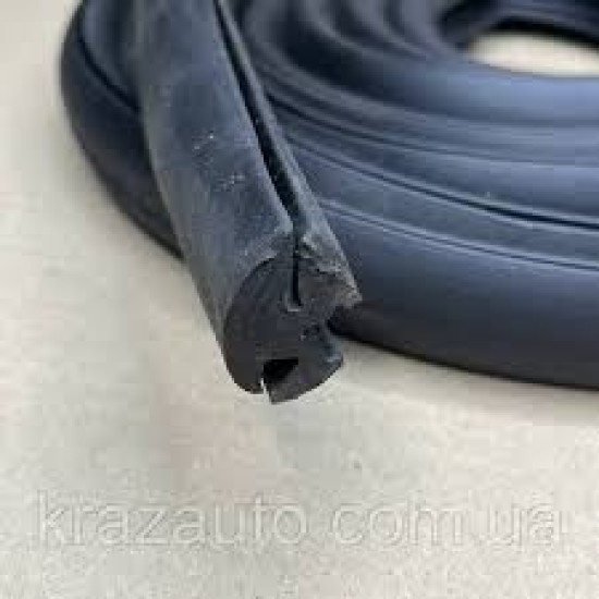 УПЛЪТНЕНИЕ ЗА ПРЕДНО СТЪКЛО  ЗИЛ